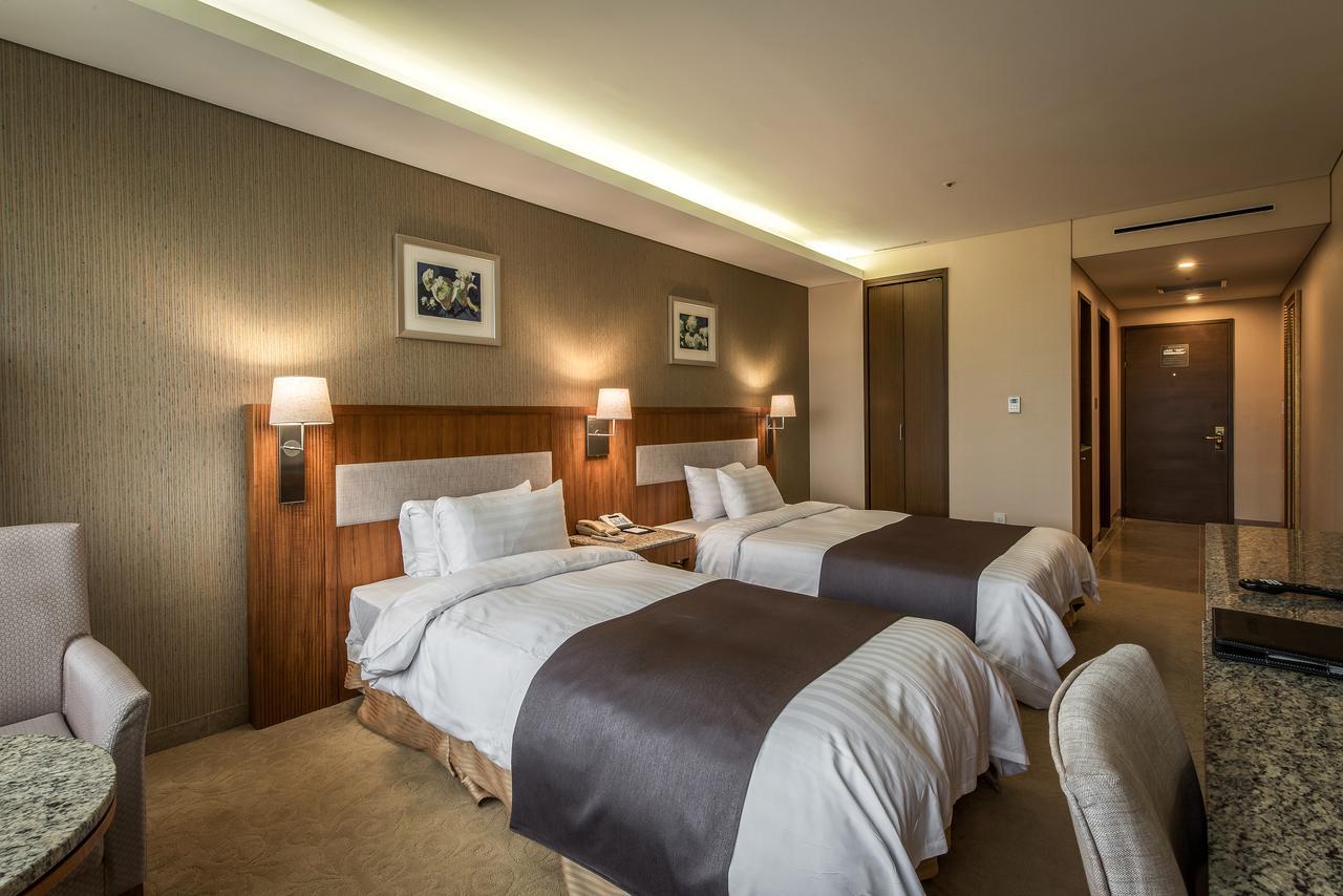 Shangria Beach Tourist Hotel Мокпо Экстерьер фото